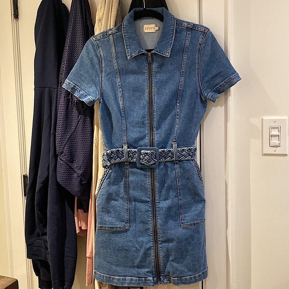 Alice & Olivia Denim dress with braided belt. Size 6